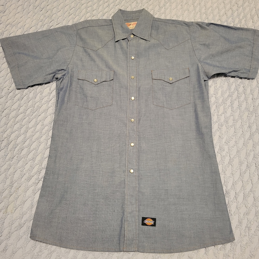 Dickies button down shirt size M EUC
